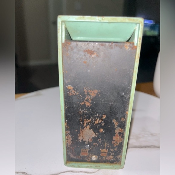 Vintage Triner Model 401 Postal Scale 1963 Rates Metal Green Plastic Post Office - Picture 8 of 9